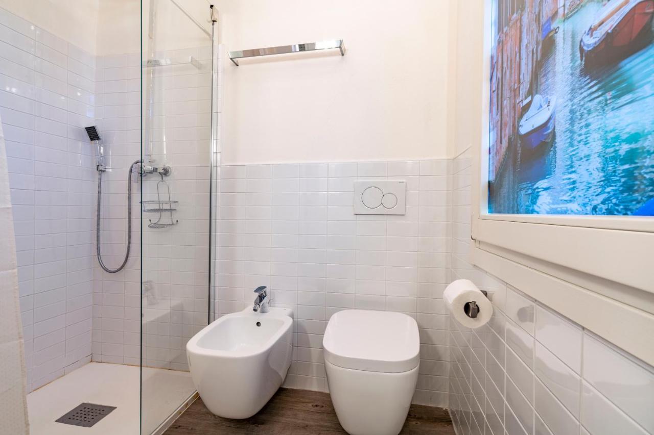Snug Apartment With Private Courtyard M0270422677 Venedig Exterior foto
