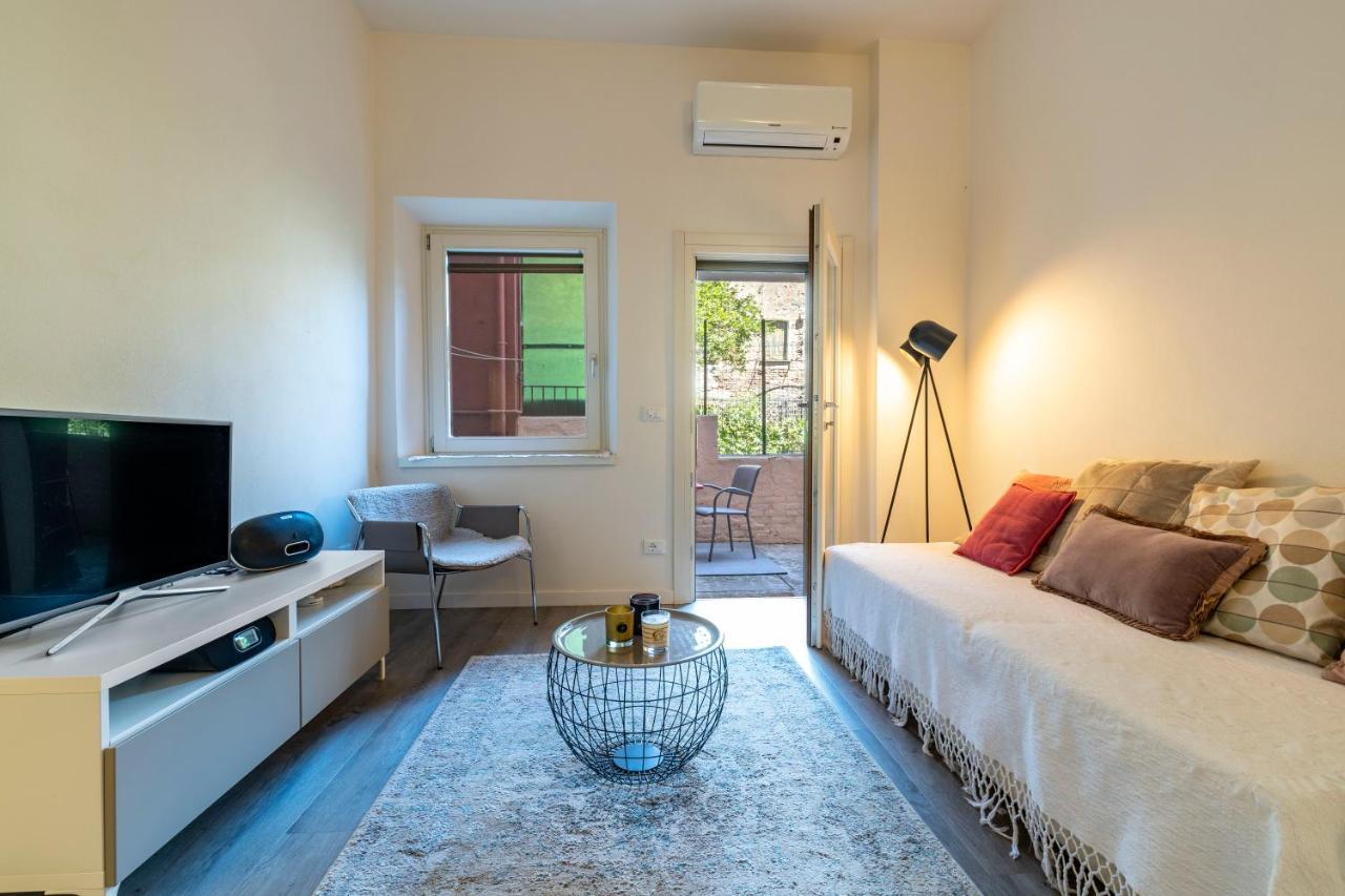 Snug Apartment With Private Courtyard M0270422677 Venedig Exterior foto