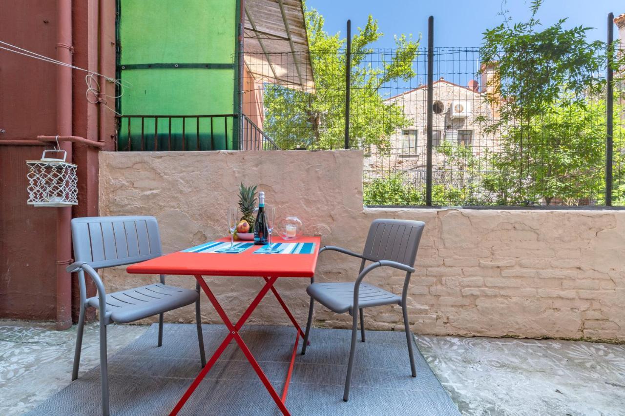 Snug Apartment With Private Courtyard M0270422677 Venedig Exterior foto